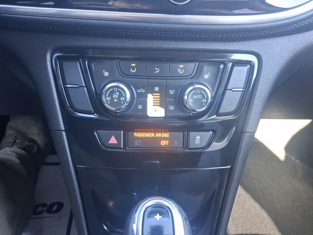 Used 2018 Buick Encore Essence image 22