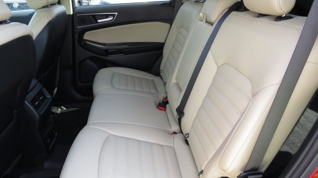 Certified 2022 Ford Edge SEL w/ Convenience Package image 6