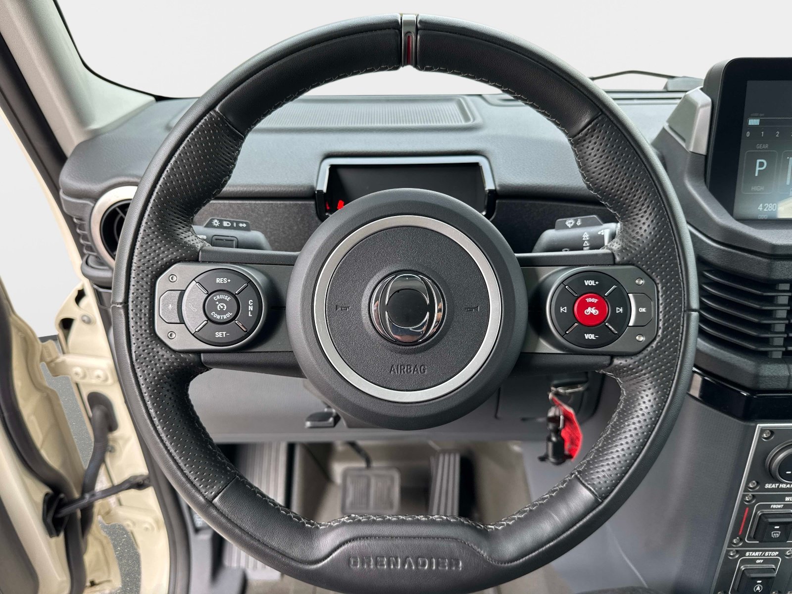 Used 2024 INEOS Grenadier AWD/4WD image 25