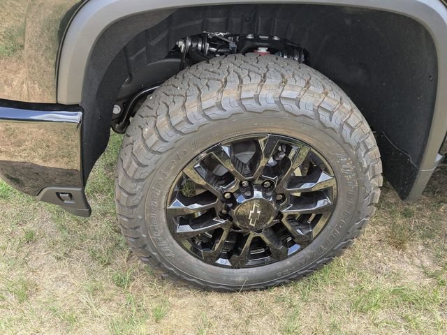 New 2026 Chevrolet Silverado 2500 LT w/ Trail Boss Package AWD/4WD image 7