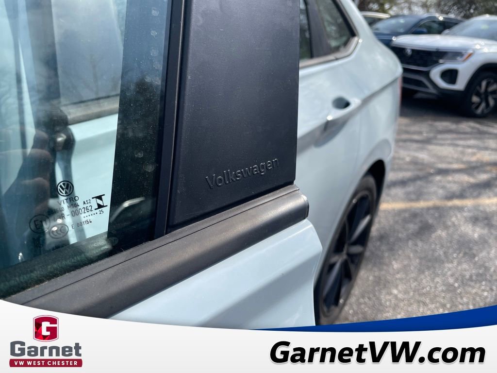 Used 2025 Volkswagen Jetta GLI Autobahn w/ GLI Black Package image 16