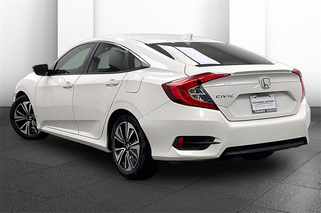 Used 2017 Honda Civic EX-T image 8