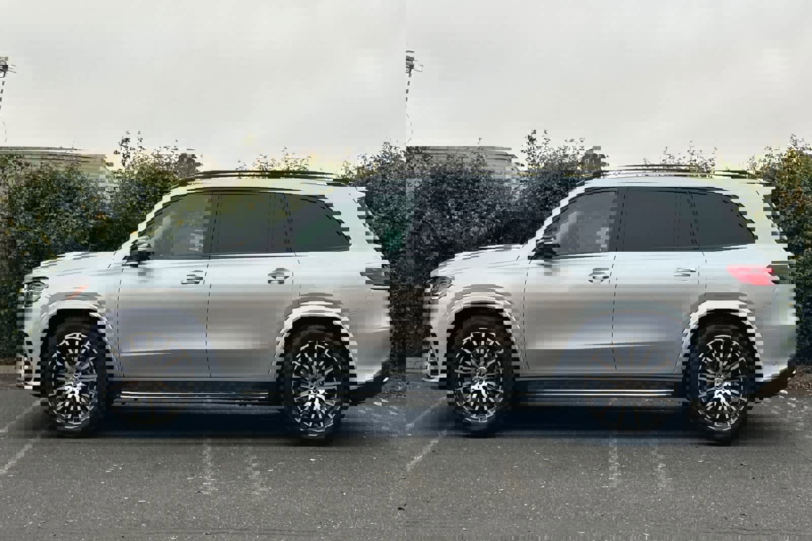 New 2026 Mercedes-Benz GLS 450 4MATIC image 6