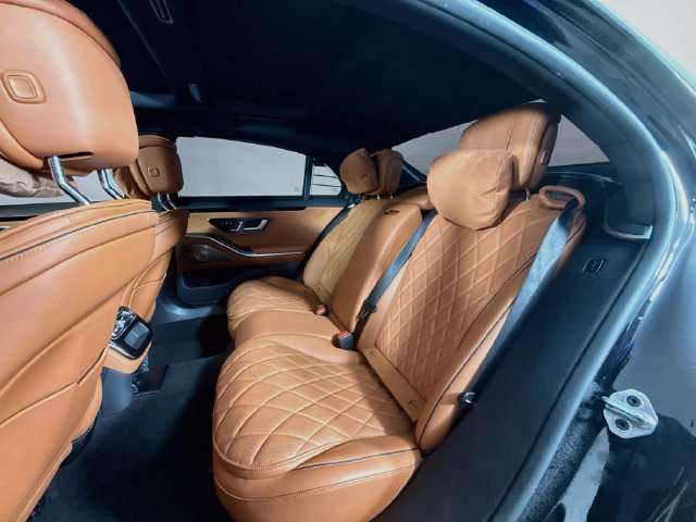 Used 2022 Mercedes-Benz S 500 4MATIC image 24