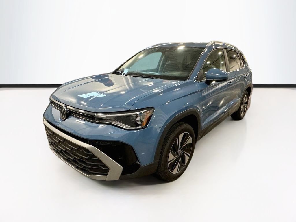 Used 2025 Volkswagen Taos SE AWD/4WD image 1