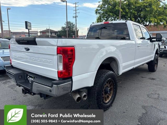 Used 2017 Ford F350 Lariat w/ Lariat Value Package AWD/4WD image 5