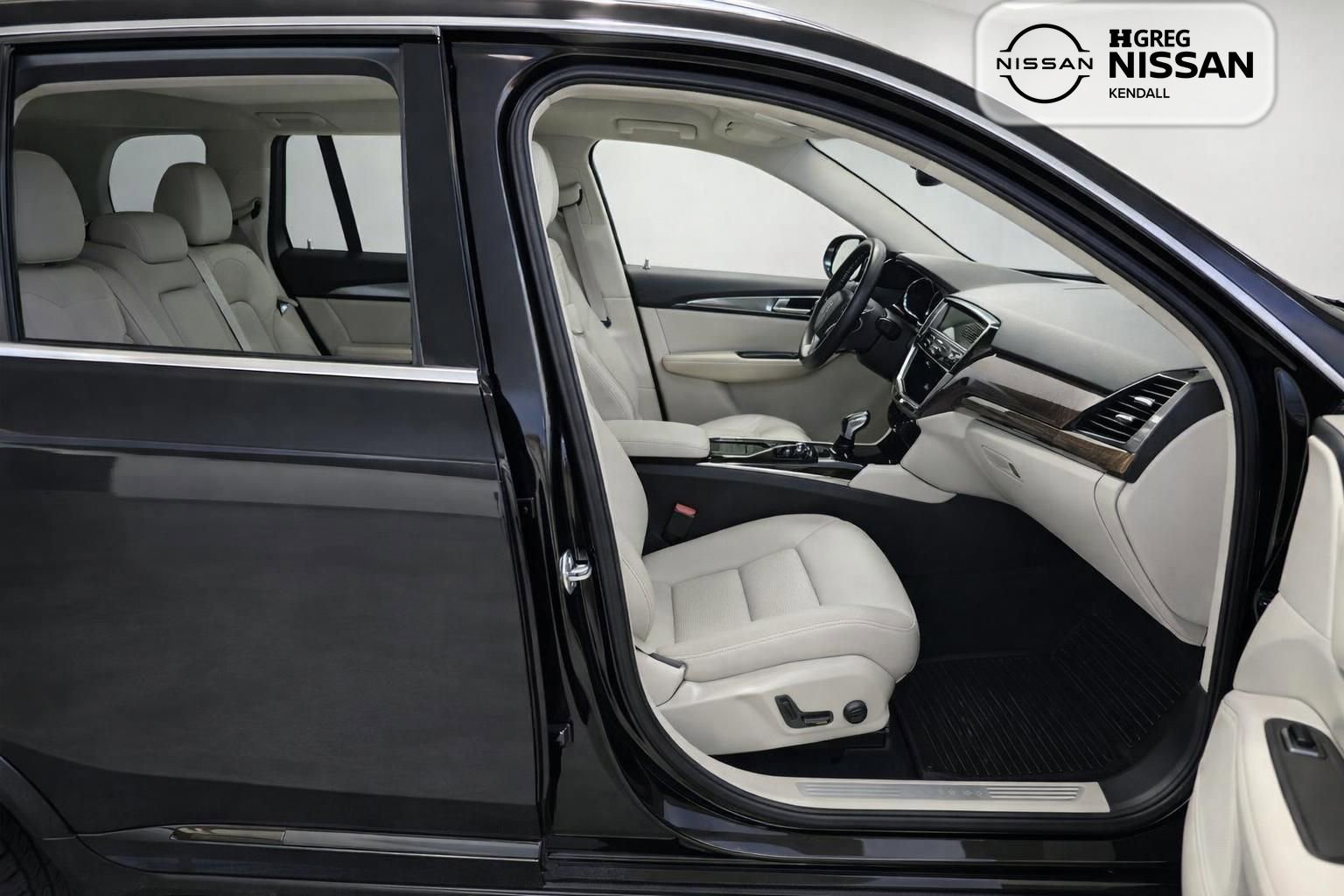 Used 2019 Volvo XC90 T5 Momentum w/ Advanced Package FWD image 7
