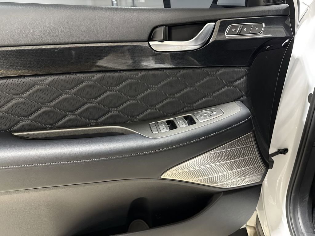 Used 2021 Hyundai Palisade Calligraphy image 22
