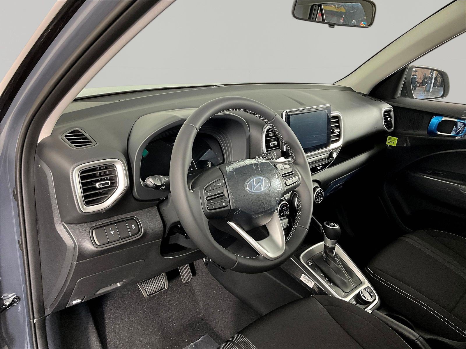 New 2026 Hyundai Venue SEL FWD image 16