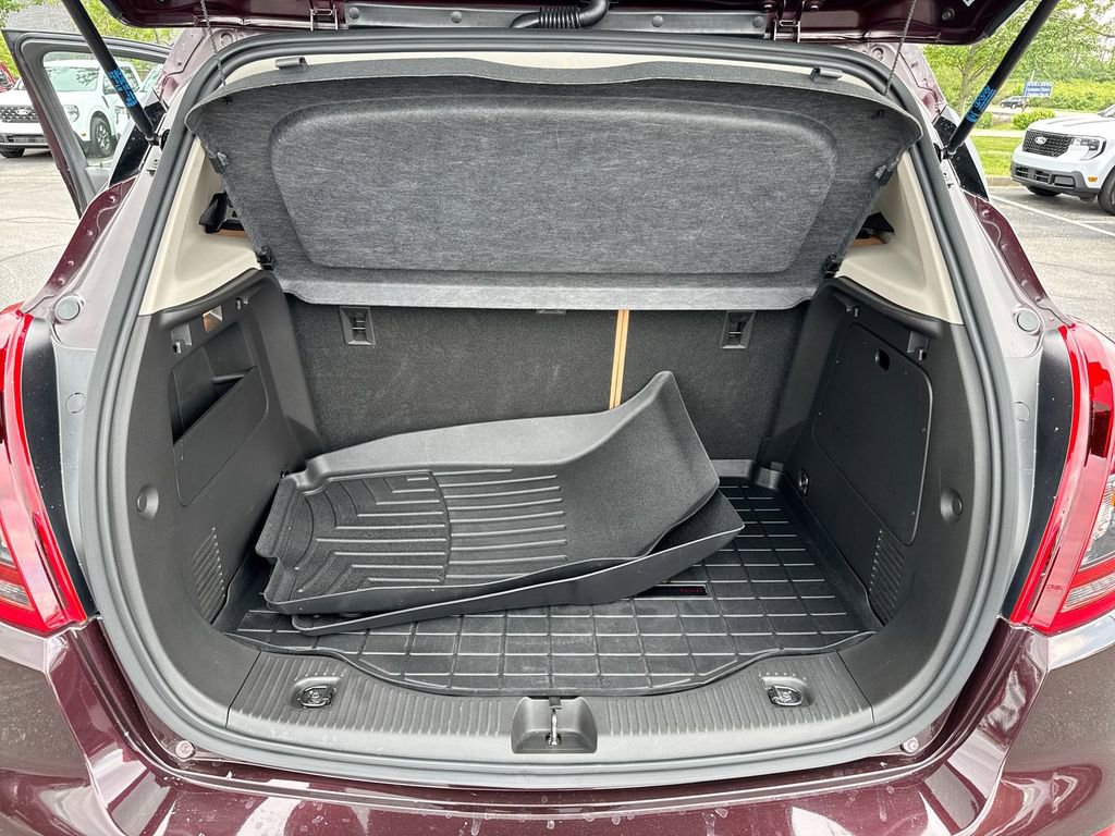 Used 2018 Buick Encore Essence w/ Experience Buick Package AWD/4WD image 25
