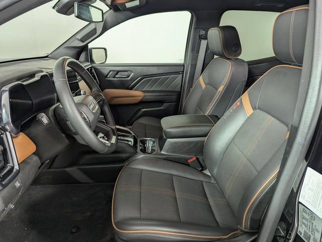 Used 2023 GMC Canyon AT4 w/ Technology Package image 11