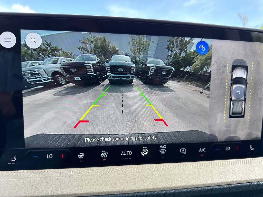 New 2025 Ford Maverick Lariat w/ 4K Tow Package image 7