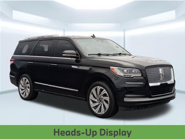 Used 2024 Lincoln Navigator Reserve image 10