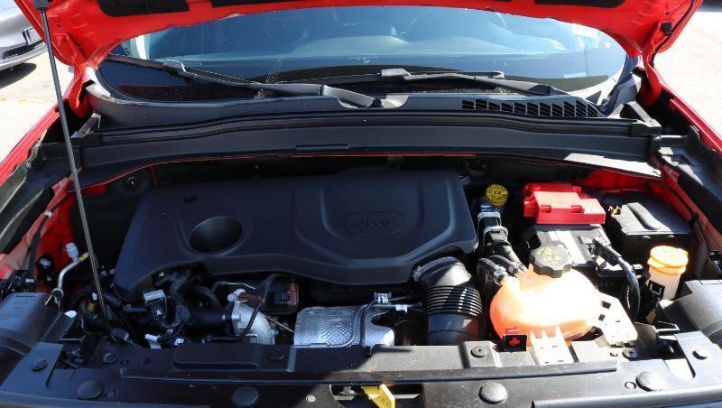 Used 2019 Jeep Renegade Trailhawk w/ Cold Weather Group II image 21