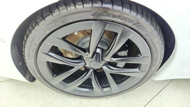 Used 2023 Tesla Model S Standard Range image 59
