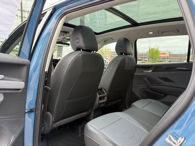 New 2026 Volkswagen Tiguan SE AWD/4WD image 14
