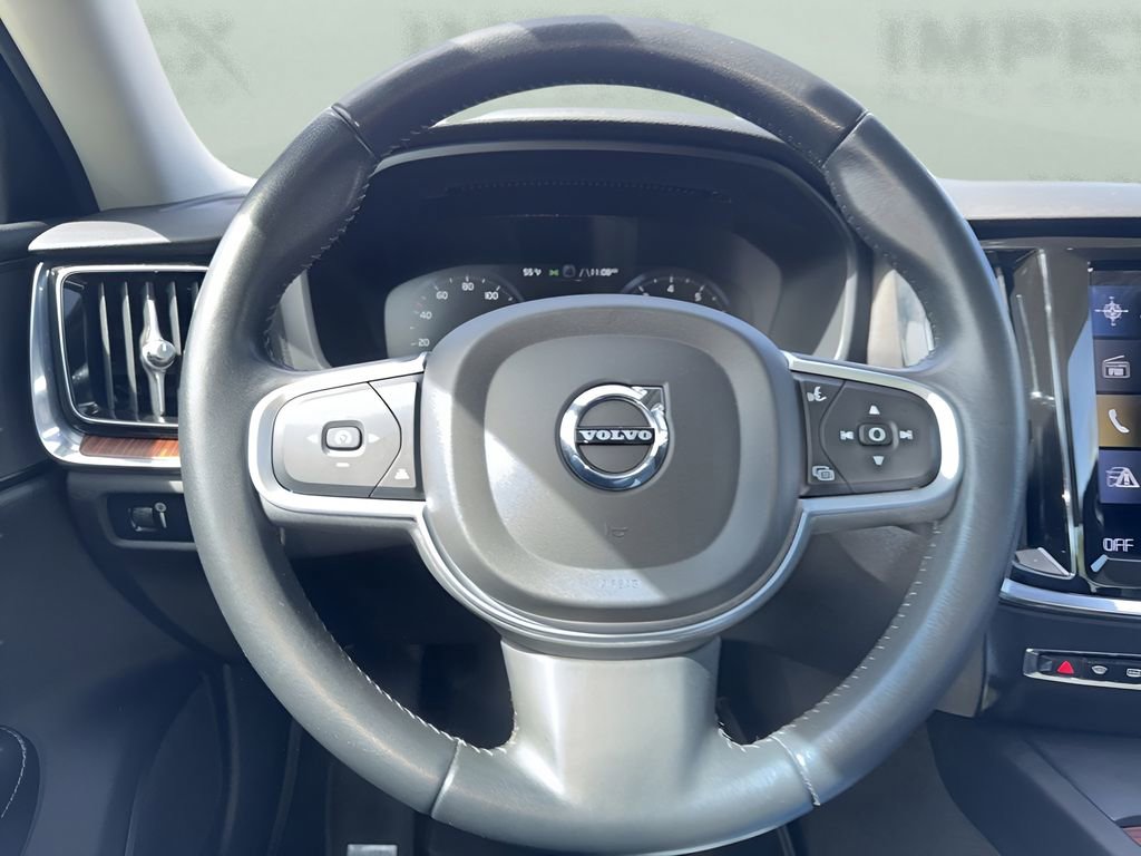 Used 2021 Volvo S60 T5 Momentum image 14