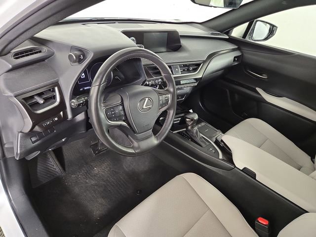 Used 2022 Lexus UX 250h w/ Premium Package image 15