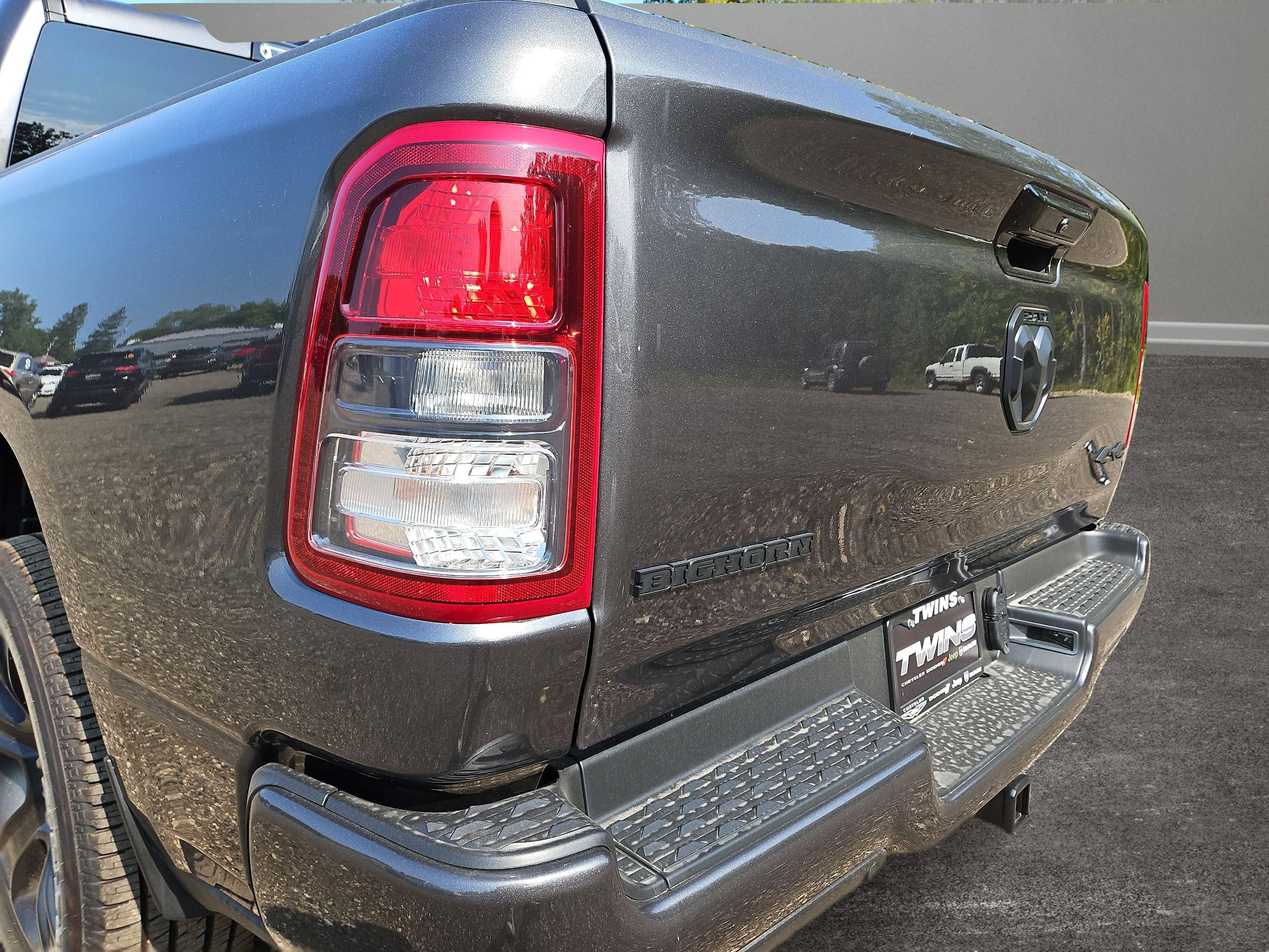 New 2024 RAM 1500 Big Horn AWD/4WD image 37