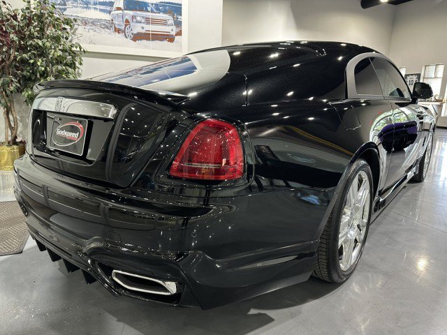 Used 2015 Rolls-Royce Wraith RWD image 43