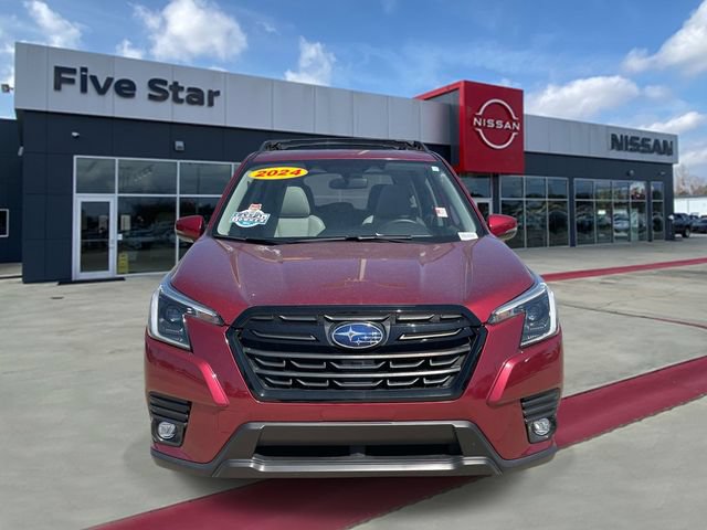 Used 2024 Subaru Forester Limited AWD/4WD image 2