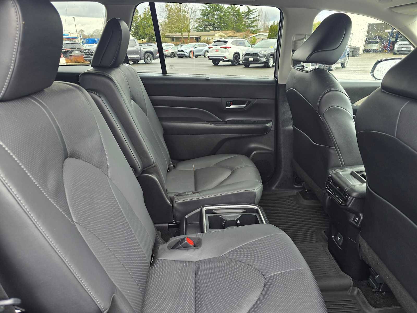 Certified 2024 Toyota Grand Highlander Limited image 15