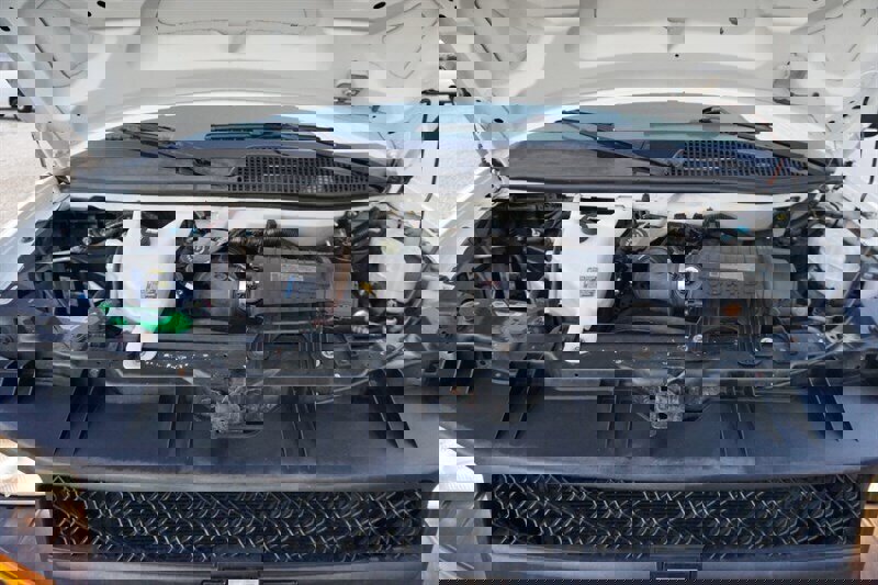 Used 2010 Chevrolet Express 1500 image 32