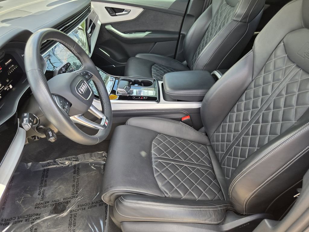 Used 2024 Audi Q7 3.0T Prestige AWD/4WD image 14