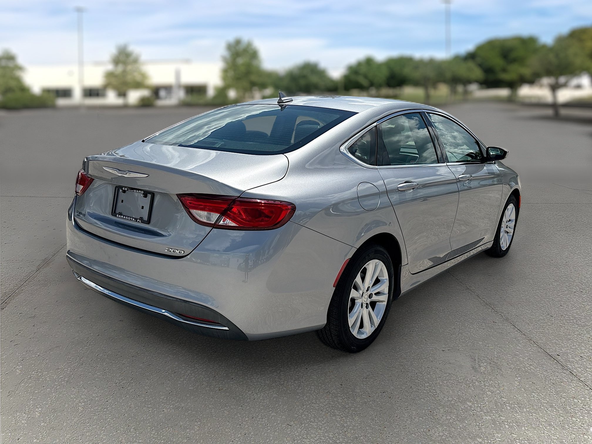 Used 2016 Chrysler 200 Limited w/ Anniversary Edition FWD image 8