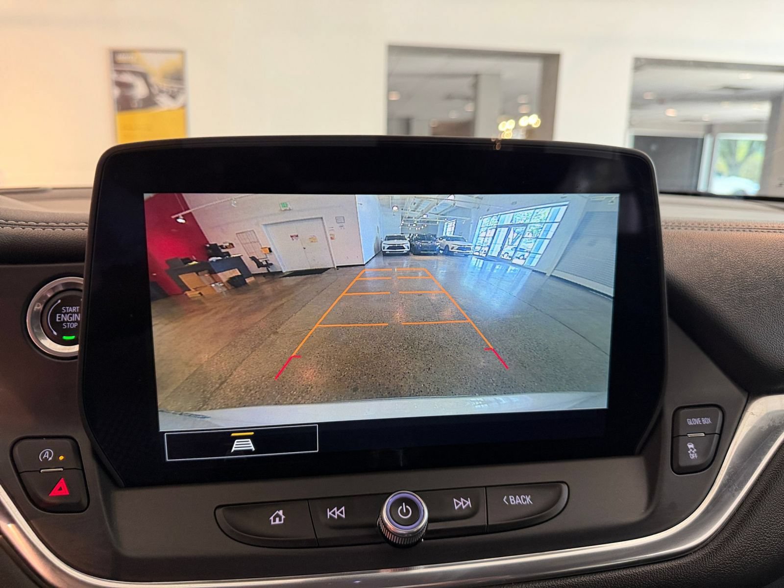 Used 2025 Chevrolet Blazer LT FWD image 24
