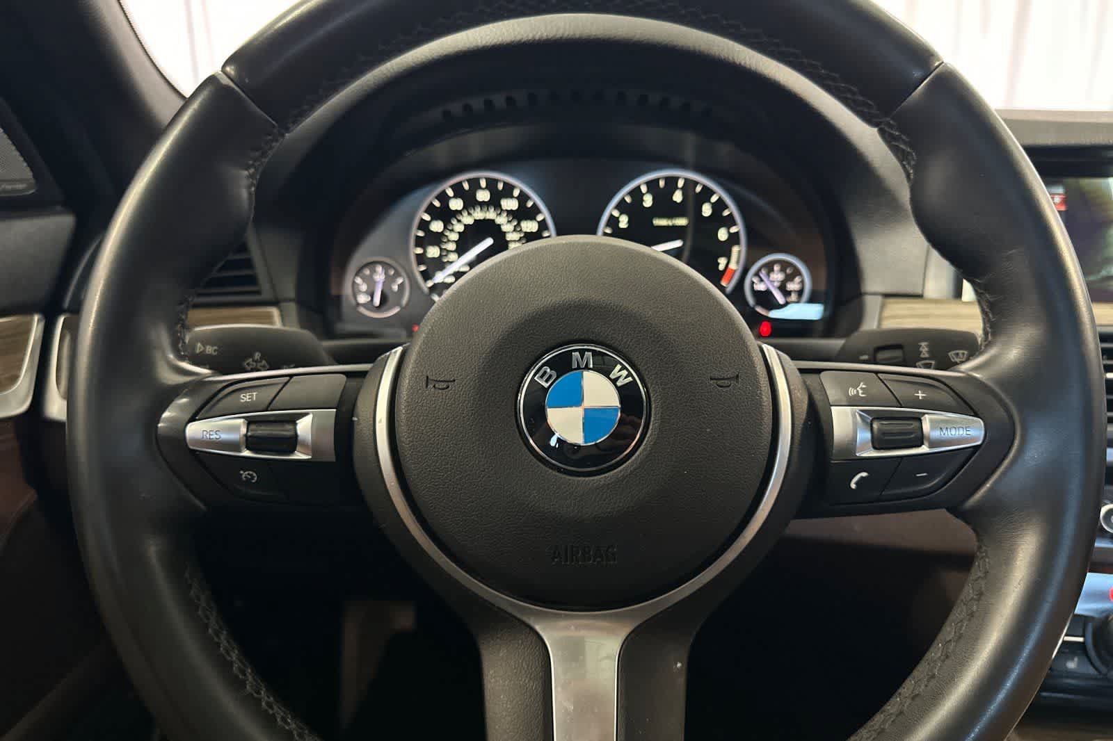 Used 2014 BMW 535i Sedan RWD image 25