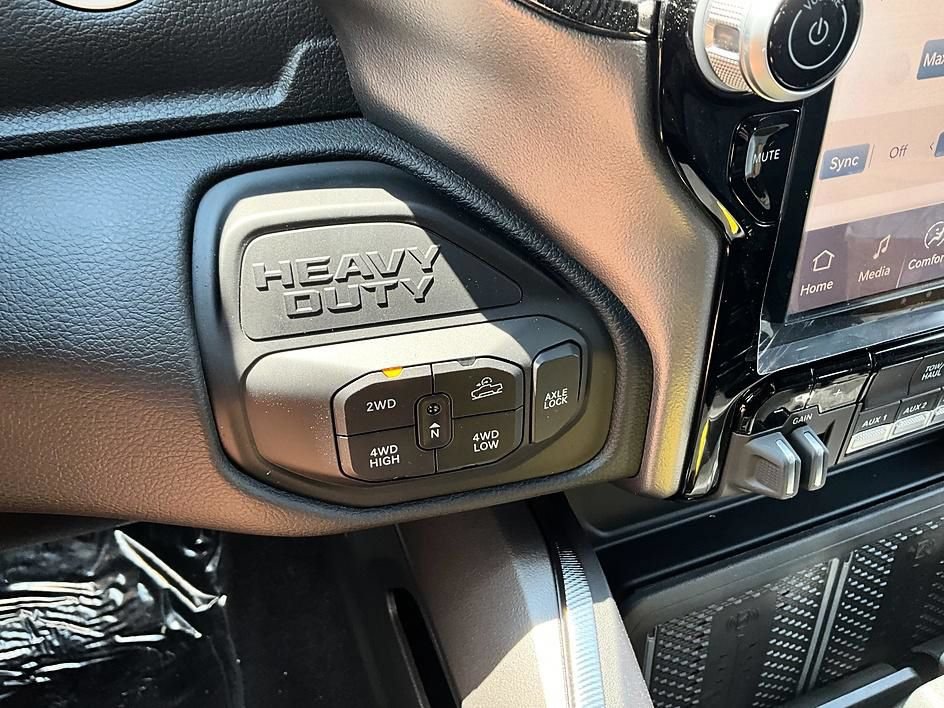 New 2026 RAM 2500 Rebel w/ Rebel Level 1 Equipment Group AWD/4WD image 22