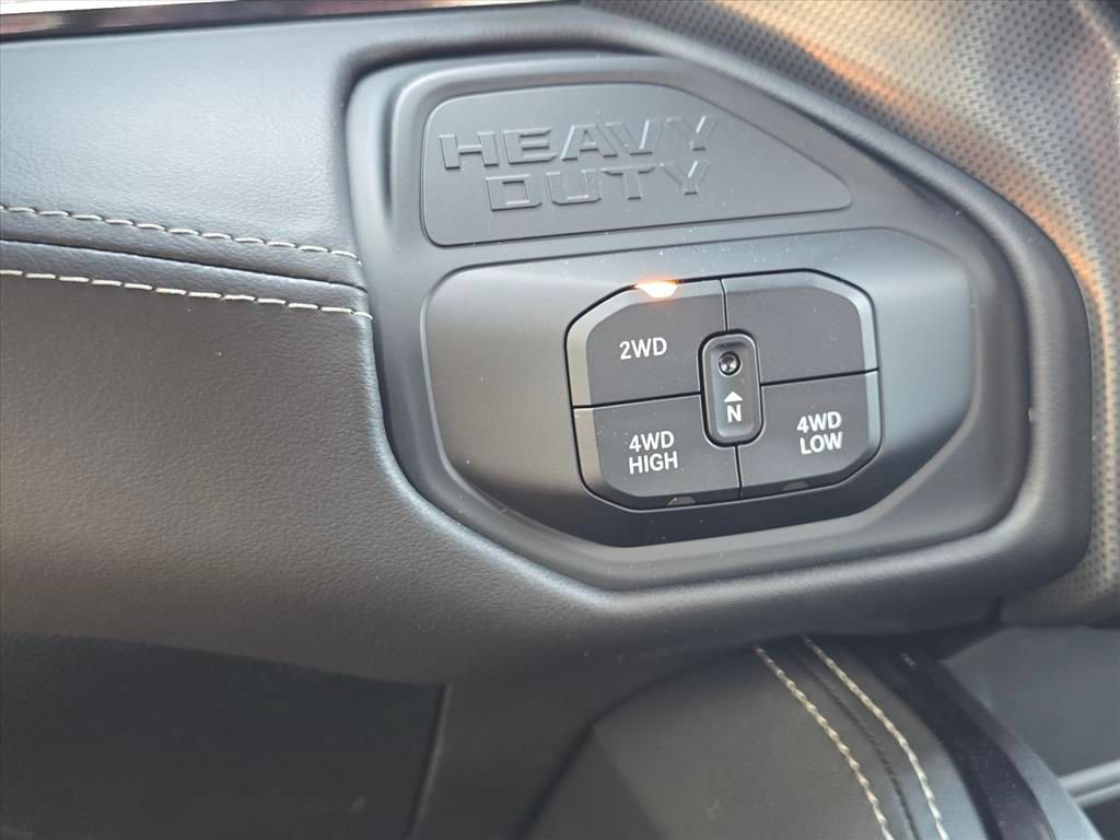 New 2027 RAM 2500 Limited AWD/4WD image 16