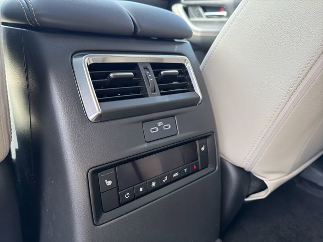 New 2026 MAZDA CX-90 Plug-In Hybrid w/ Preferred image 29