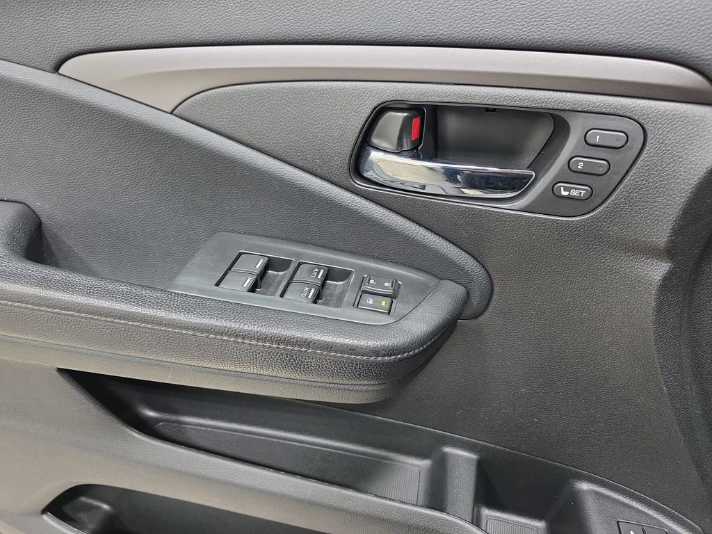 Used 2020 Honda Pilot EX-L image 28