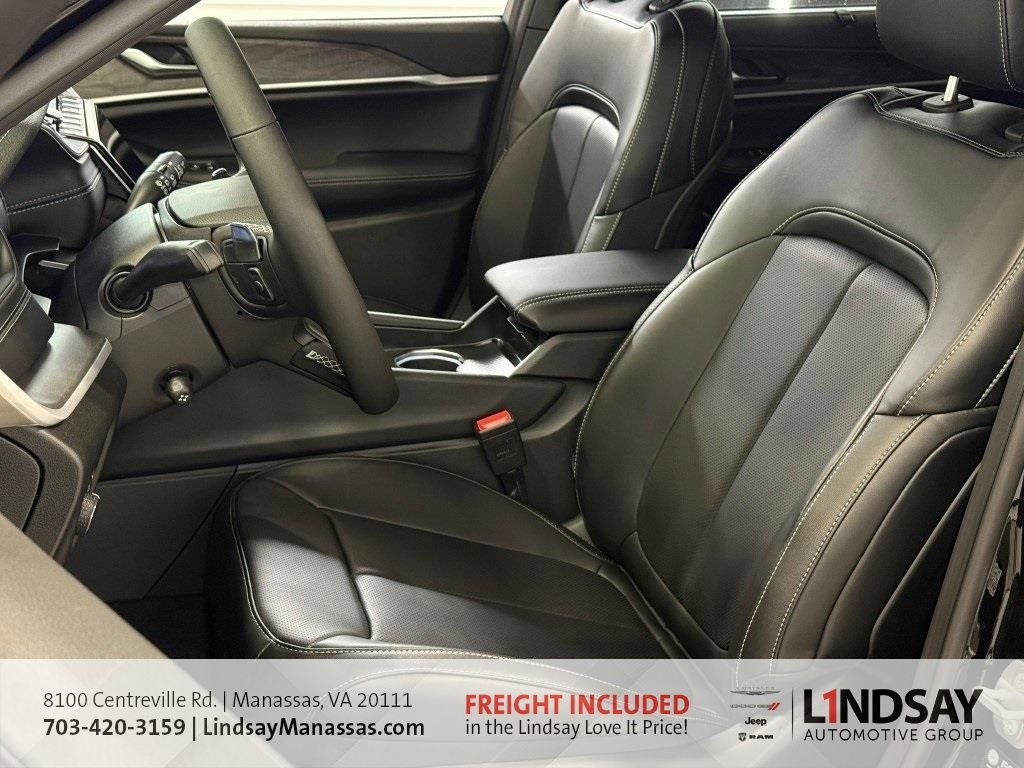New 2025 Jeep Grand Cherokee L Limited w/ Luxury Tech Group II image 21