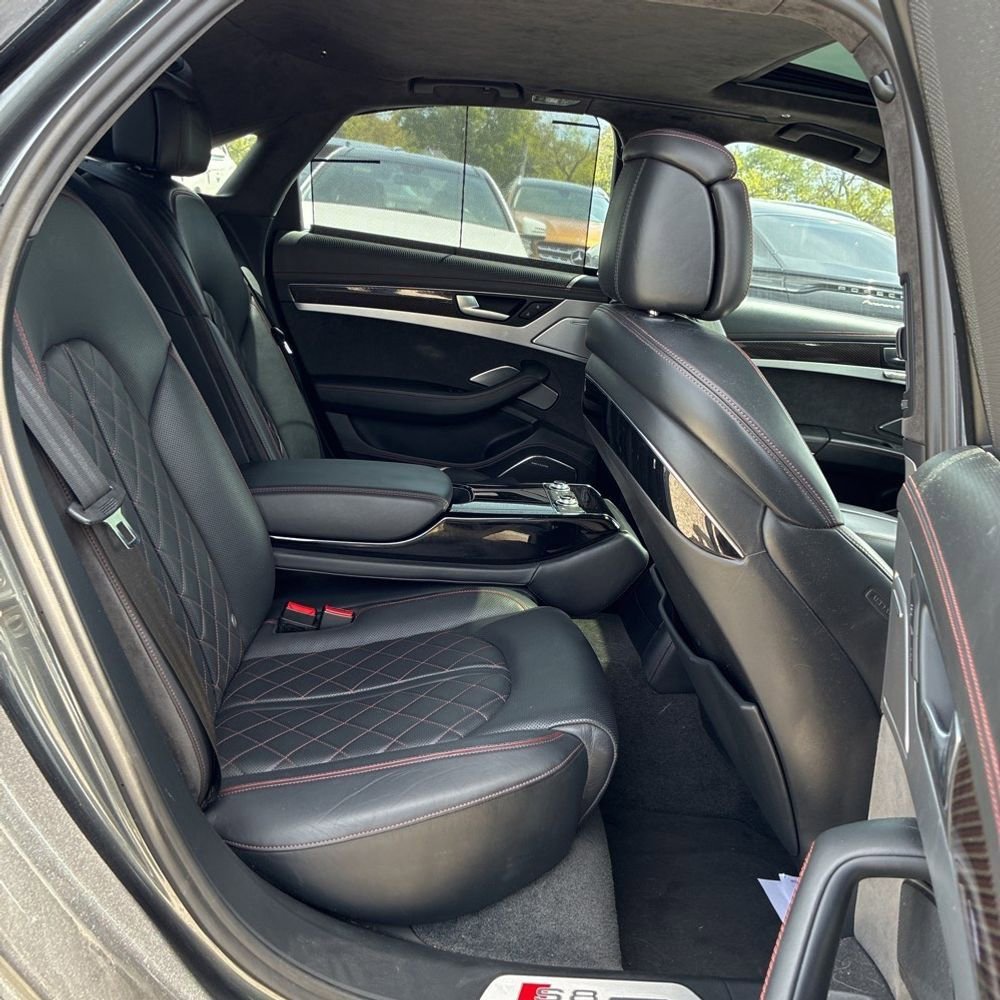 Used 2017 Audi S8 Plus w/ Dynamic Package image 16