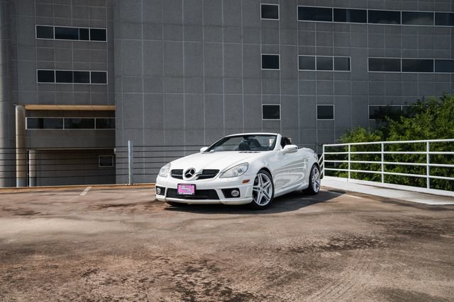 Used 2009 Mercedes-Benz SLK 55 AMG image 32