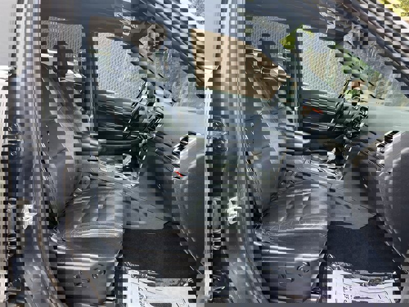 Used 2020 Jeep Grand Cherokee Limited image 13