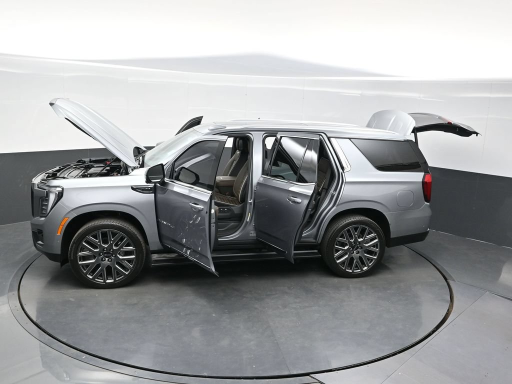 Used 2026 GMC Yukon Denali Ultimate w/ LPO, Floor Liner Package AWD/4WD image 49