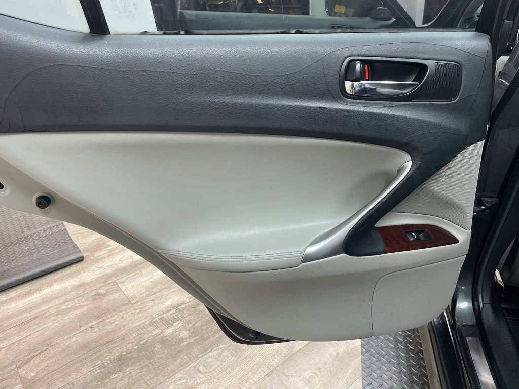 Used 2007 Lexus IS 250 image 30