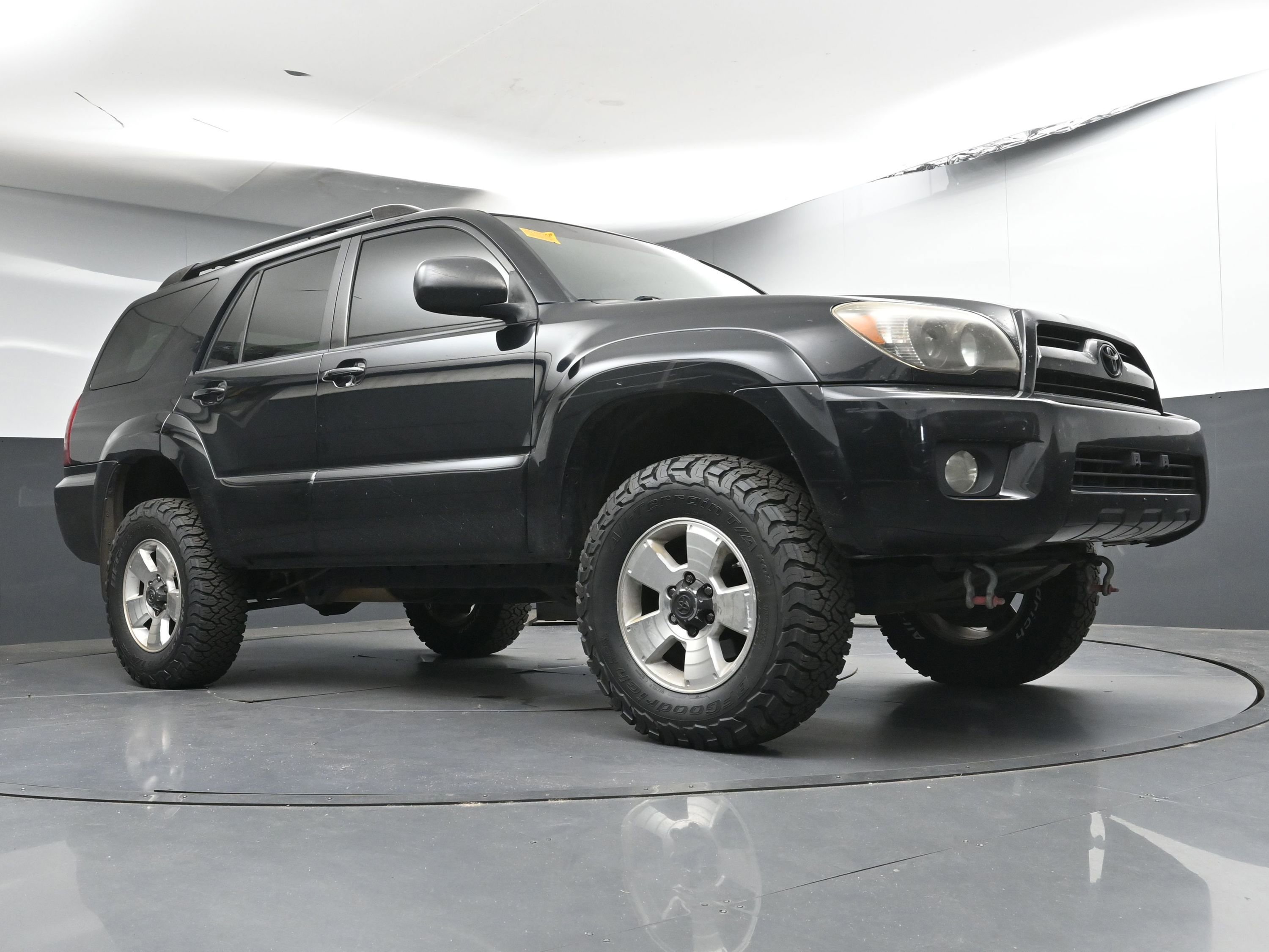 Used 2007 Toyota 4Runner SR5 AWD/4WD image 22