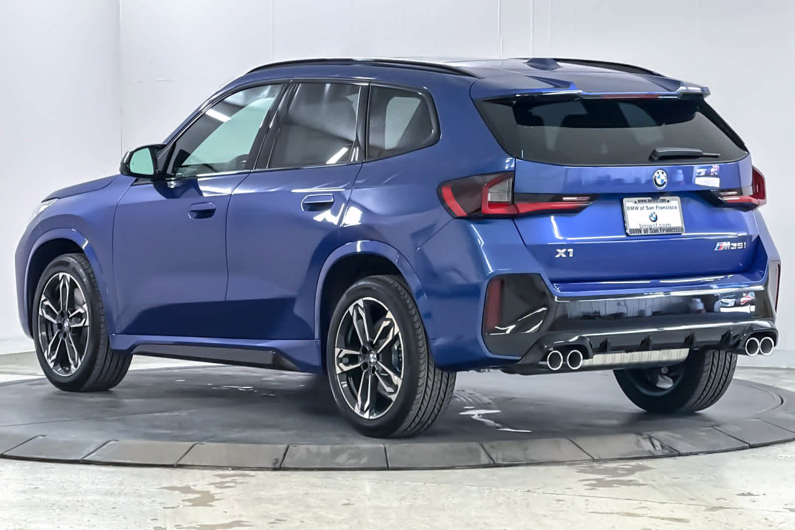 New 2027 BMW X1 M35i w/ Technology Package AWD/4WD image 6