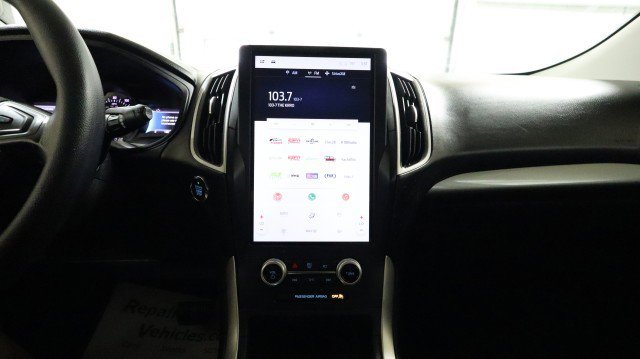 Used 2023 Ford Edge SE image 12