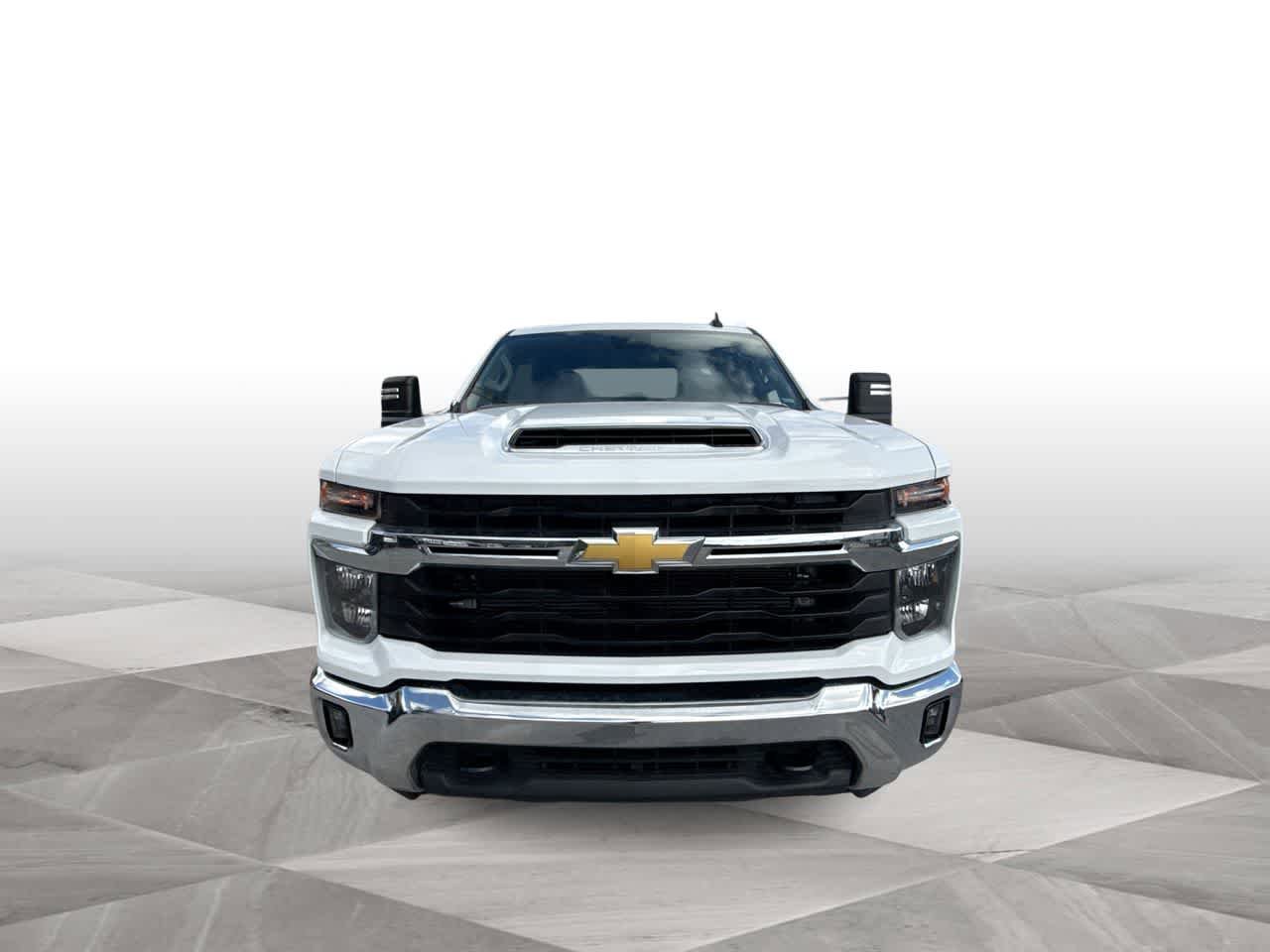 Used 2025 Chevrolet Silverado 2500 LT w/ Convenience Package AWD/4WD image 3