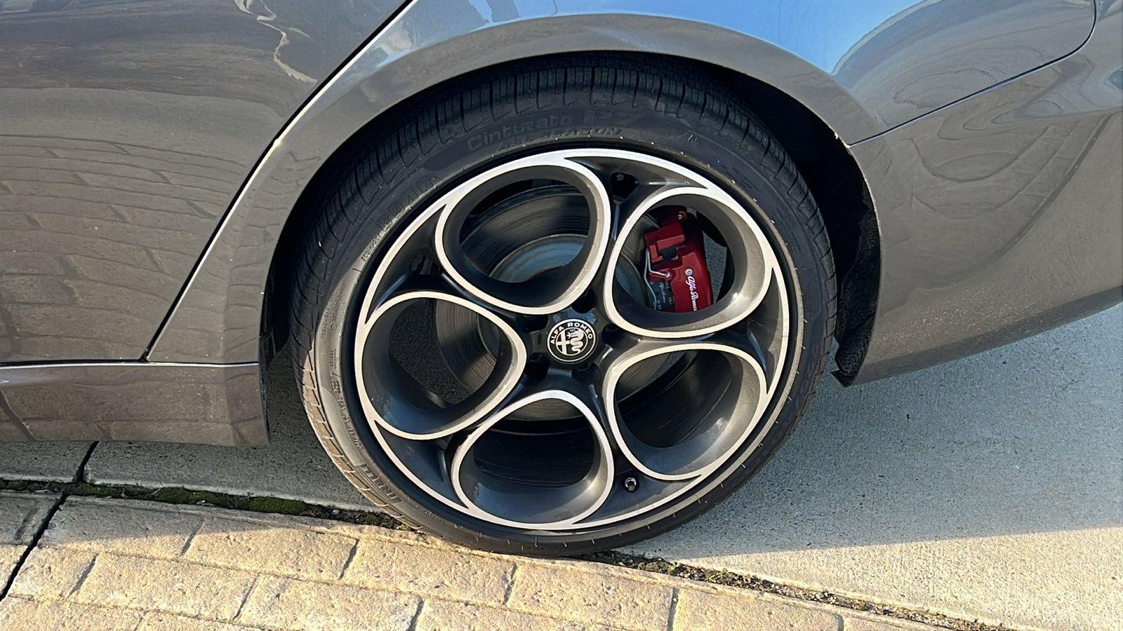 Used 2024 Alfa Romeo Giulia Ti w/ Active Assist Plus Package image 12