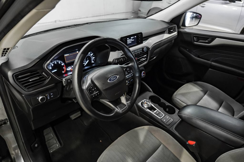 Used 2021 Ford Escape S FWD image 3