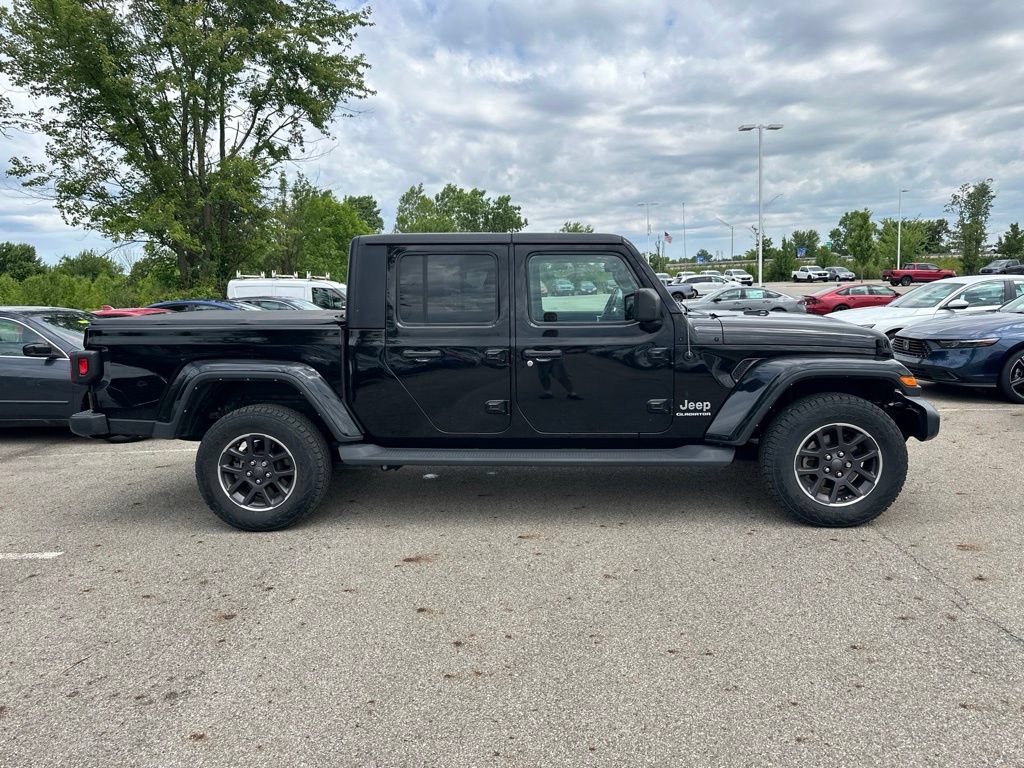 Used 2022 Jeep Gladiator Overland w/ Trailer Tow Package AWD/4WD image 13