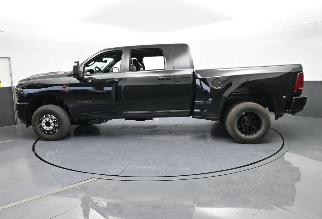New 2026 RAM 3500 Laramie w/ Night Edition AWD/4WD image 3