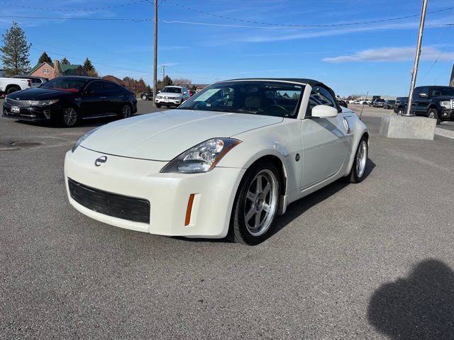 Used 2004 Nissan 350Z Touring image 4